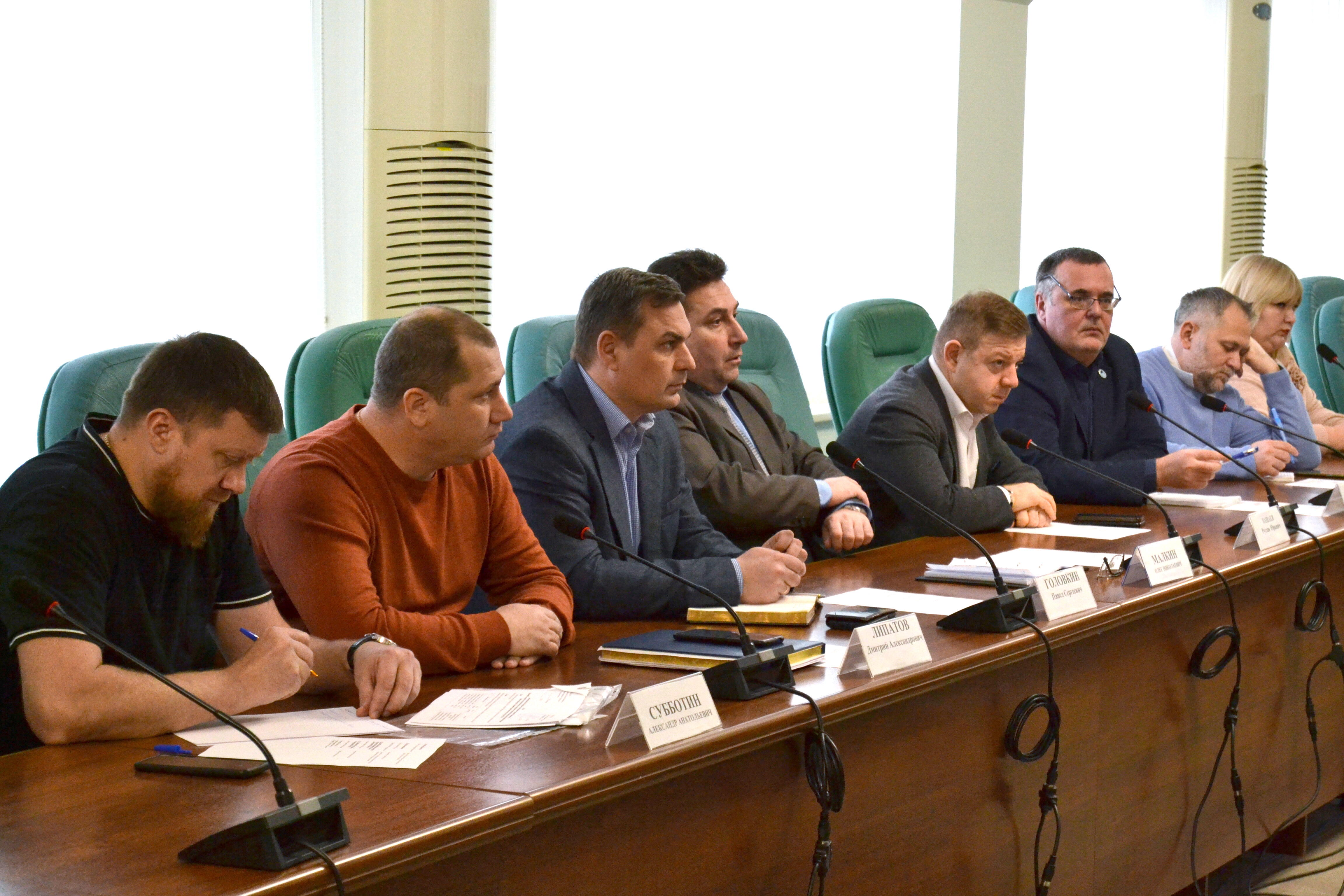 Министр спорта астраханской области